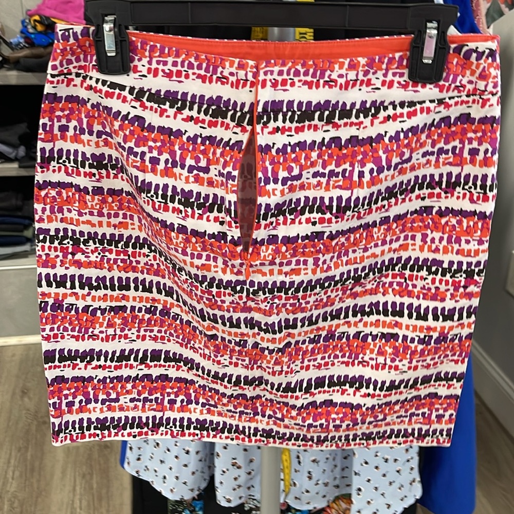 Ann Taylor Madison Skirt size 4‎ Petite Aztec mini office casual - Picture 8 of 10